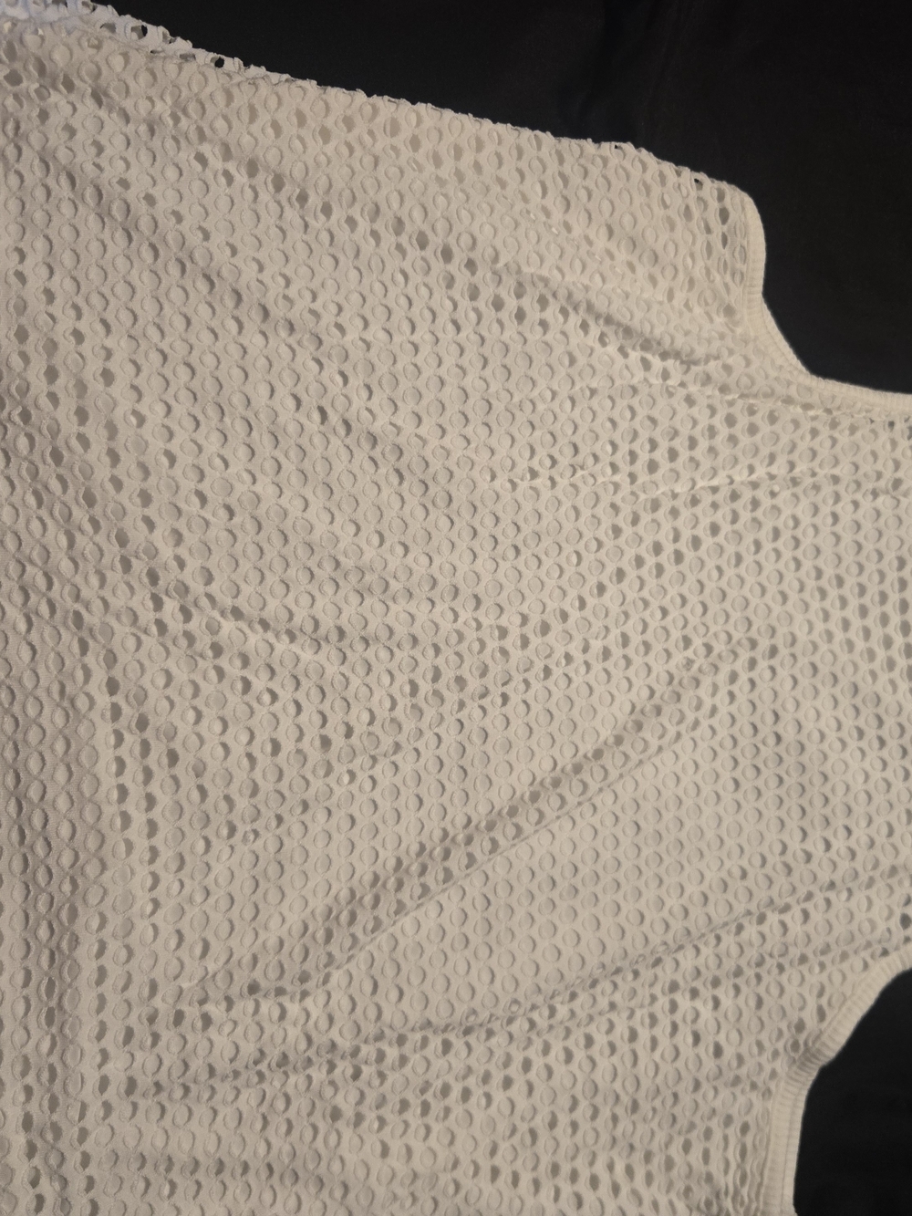 Women’s Textured White Sleeveless Tank Top